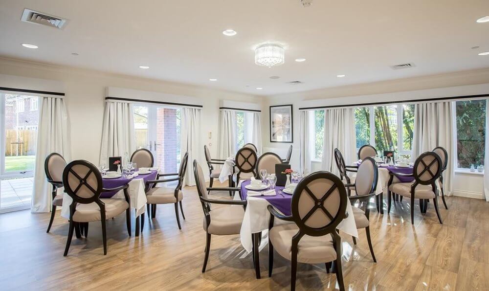 Greenview Hall - Woking- dining room 