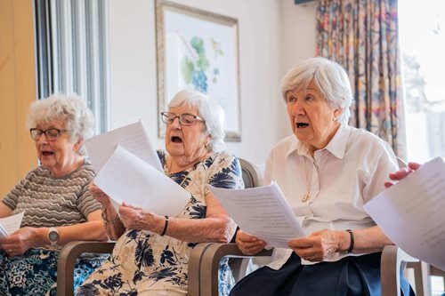 Manor Lodge - Manor Lodge singing