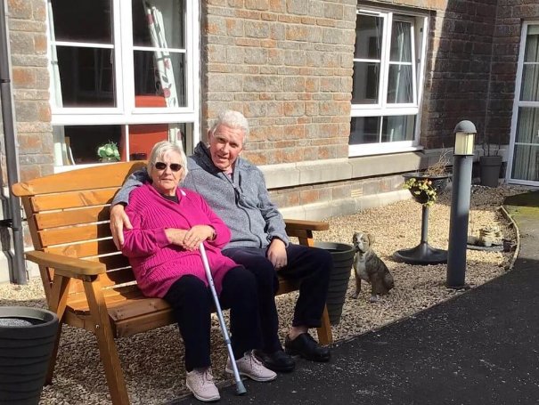 Caledonian Court - Caledonian Court - residents enjoying sun