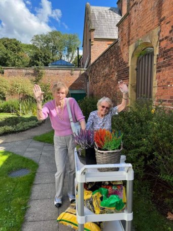 Abney Court - Abney Court gardening 